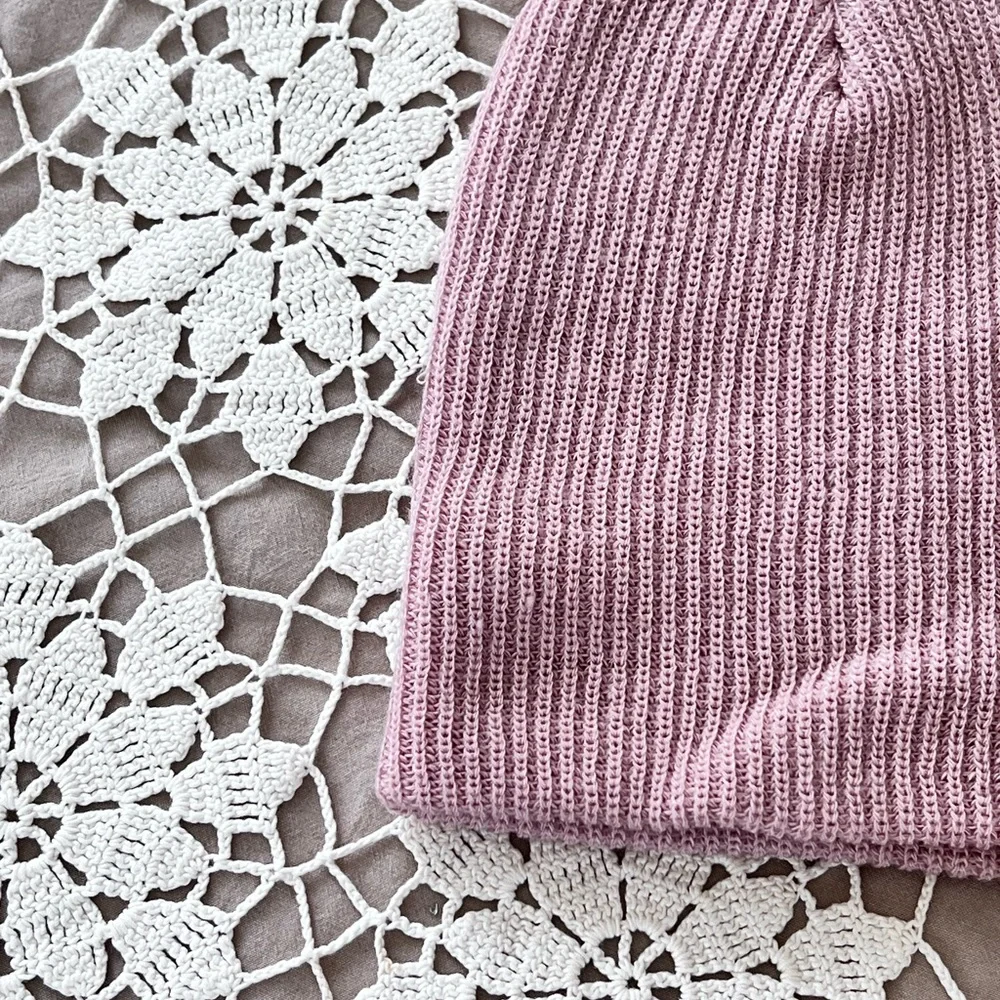 Columbia | Like new women’s pink ribbed knit beanie